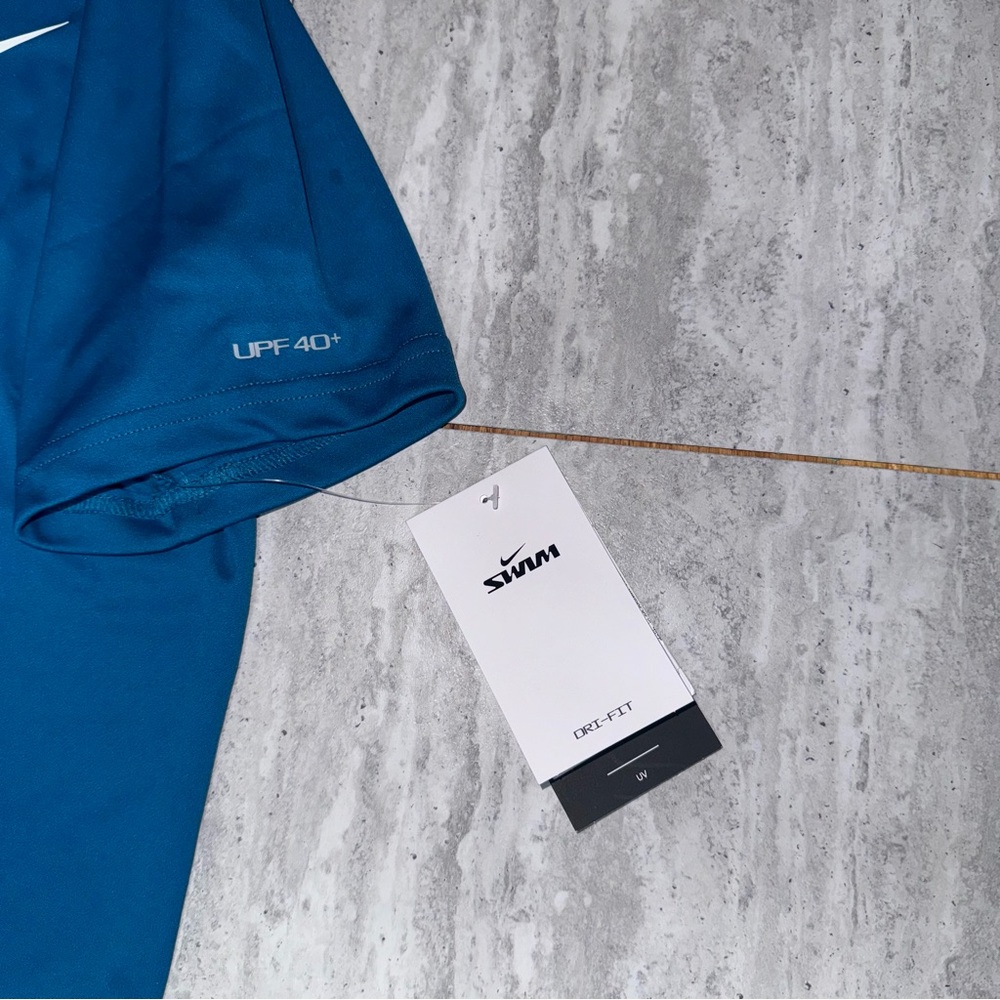 Nike Dri-FIT Shirt - Picture 7 of 10